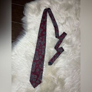 Christian Dior Monsieur Burgundy paisley 
print polyester tie